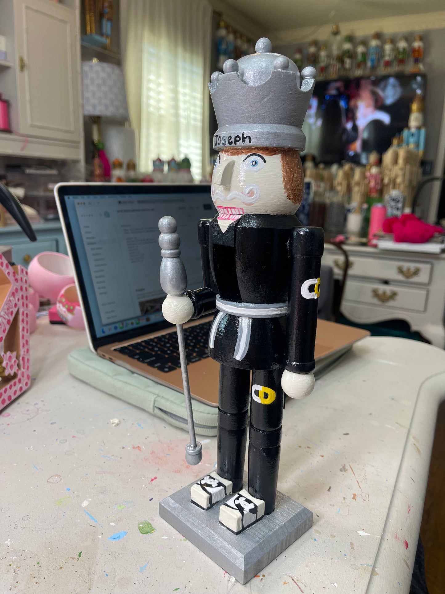 CUSTOM NUTCRACKER