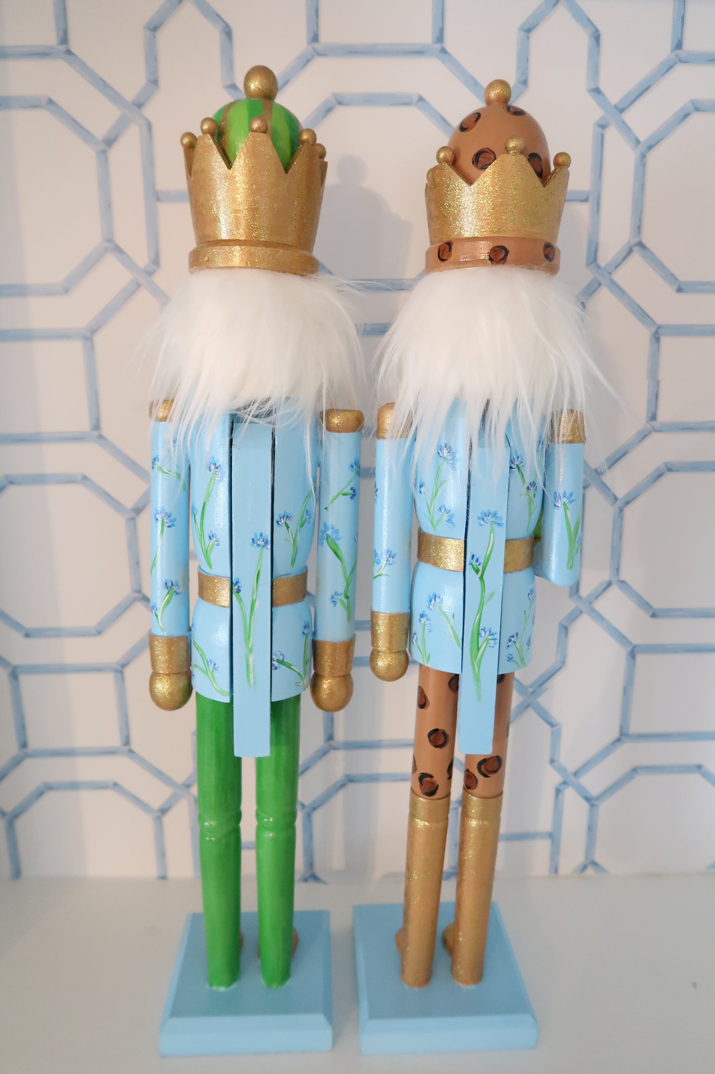 XL nutcrackers