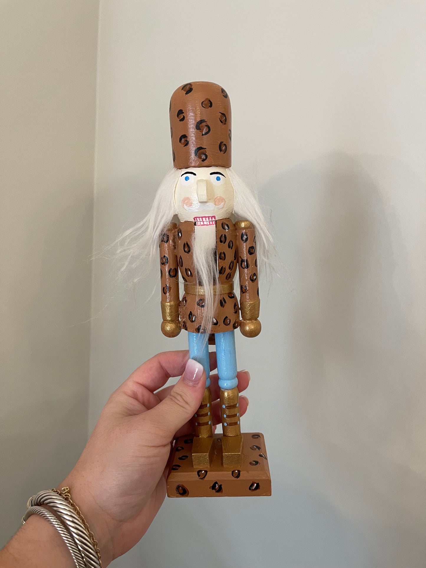 XS leopard nutcracker