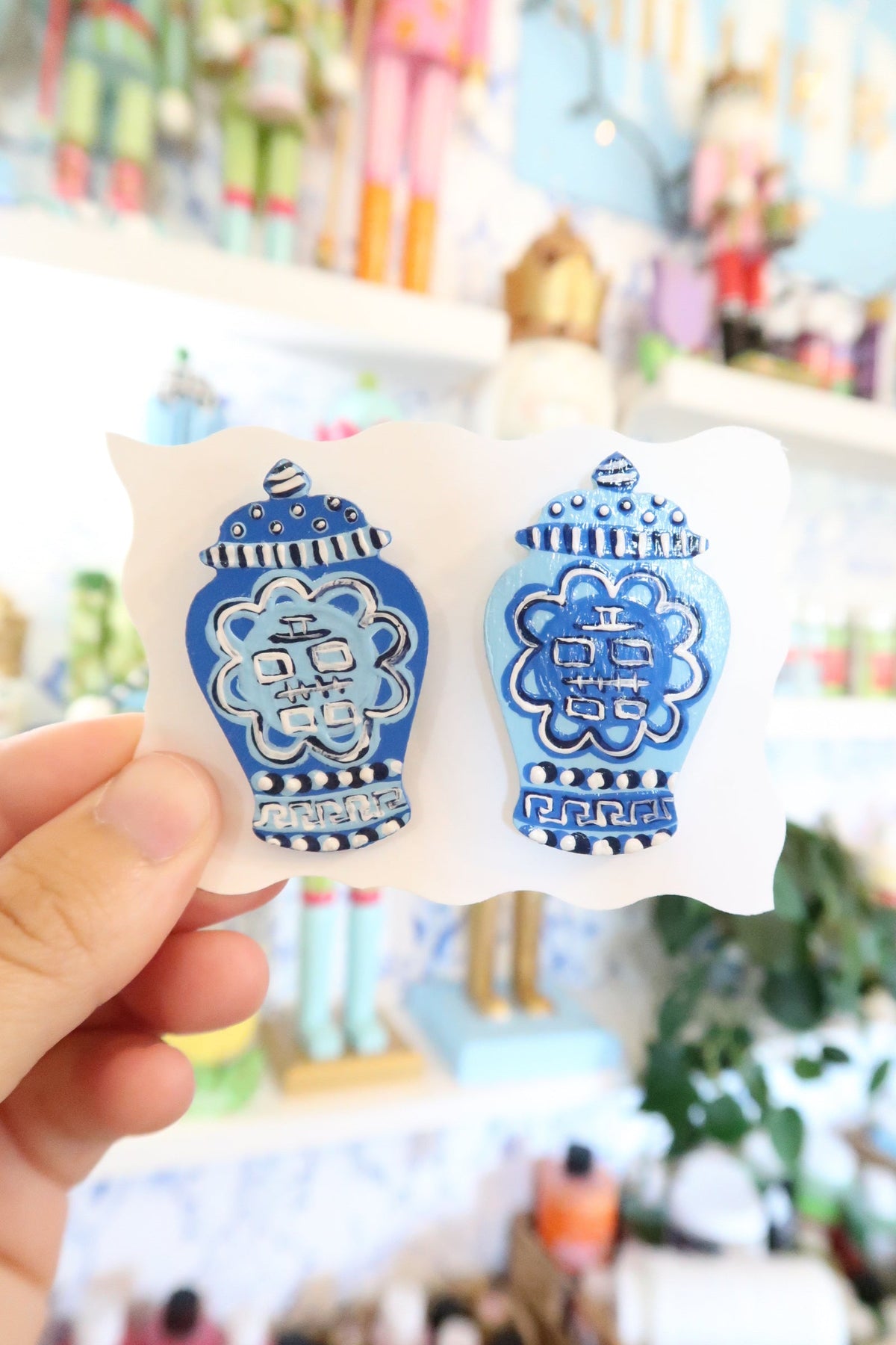 needle minders