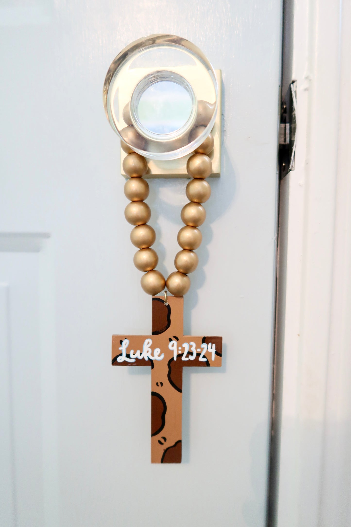 hand-painted scripture tag – Luke 9:23-24