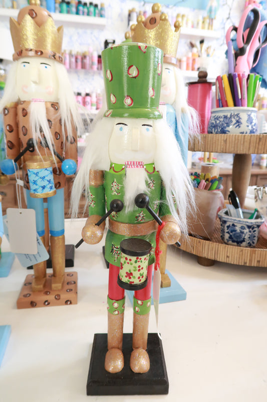 holly jolly drummer nutcracker